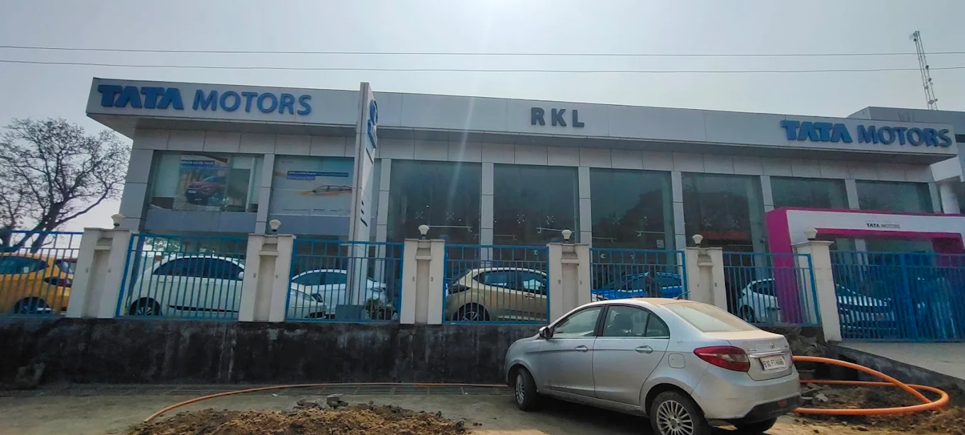 Tata Motors Cars Showroom – RKL Motors, GIDA, Sector 9